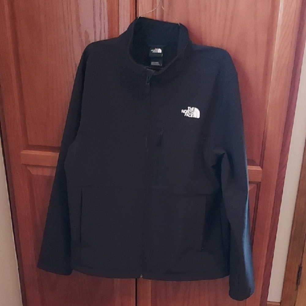 The North Face Windwall Classic Black Softshell Jacket
